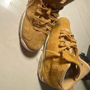 Jordan 6 gold leaf/ suede